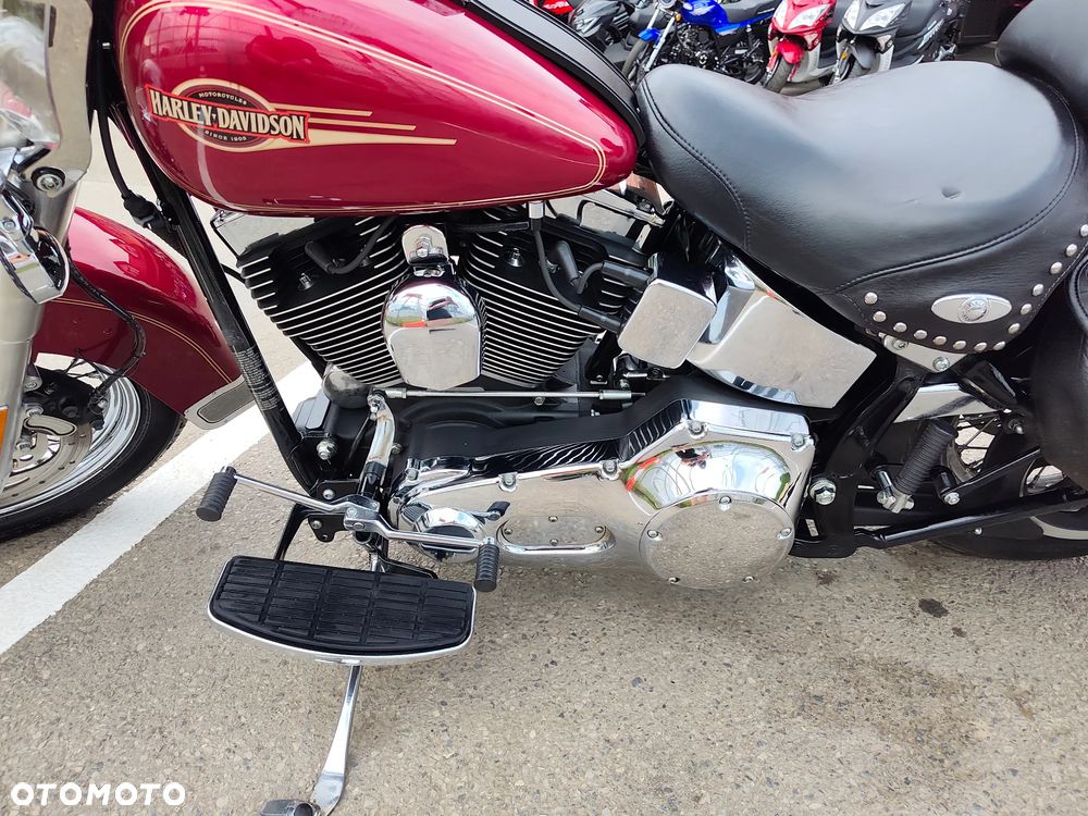 Harley-Davidson Softail Heritage Classic - 12