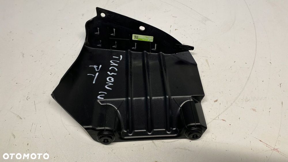HYUNDAI TUCSON IV OSŁONA ZDERZAKA TYŁ TYLNEGO PRAWA NADKOLE PRAWE 21-24 - 2