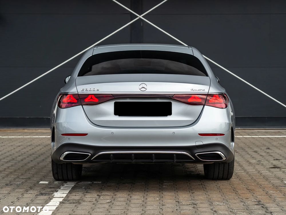 Mercedes-Benz Klasa E 300e 4Matic 9G-TRONIC AMG Line NIGHT Edition - 6