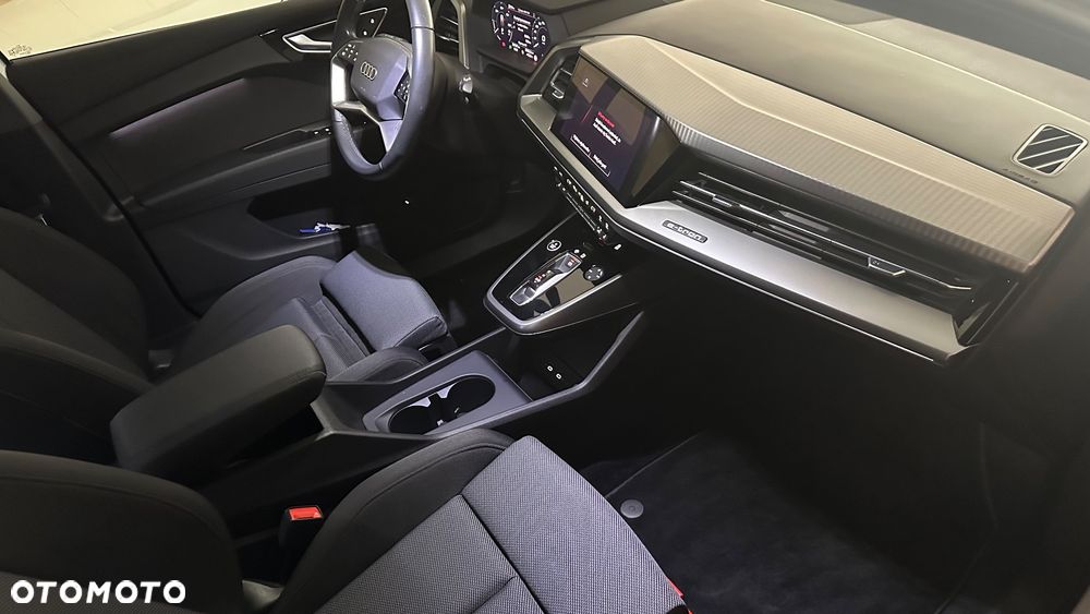 Audi Q4 e-tron - 25