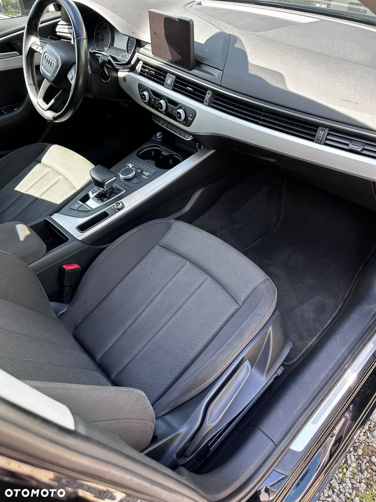 Audi A4 Limousine 35 TFSI S tronic - 18