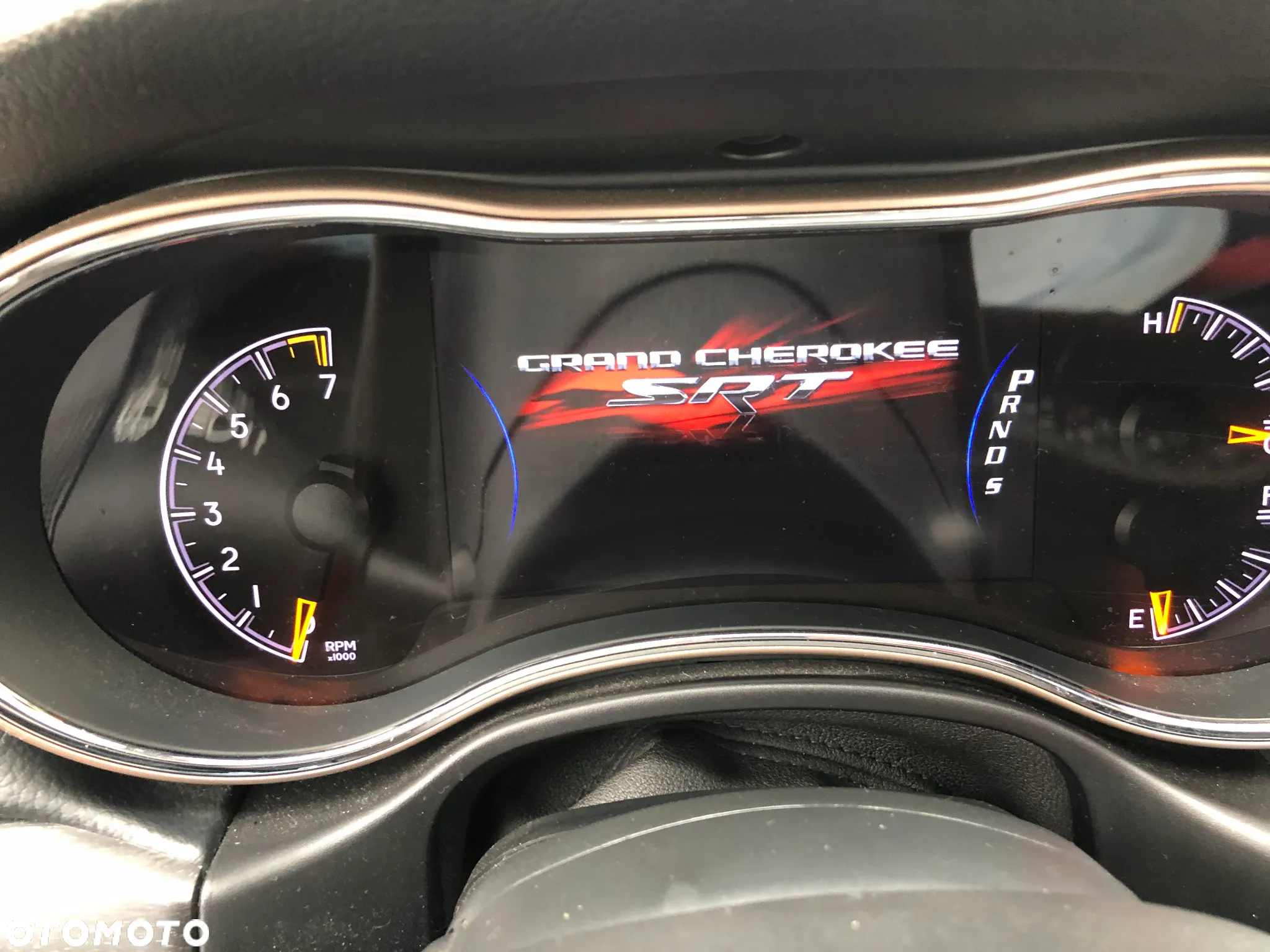 Jeep Grand Cherokee - 15