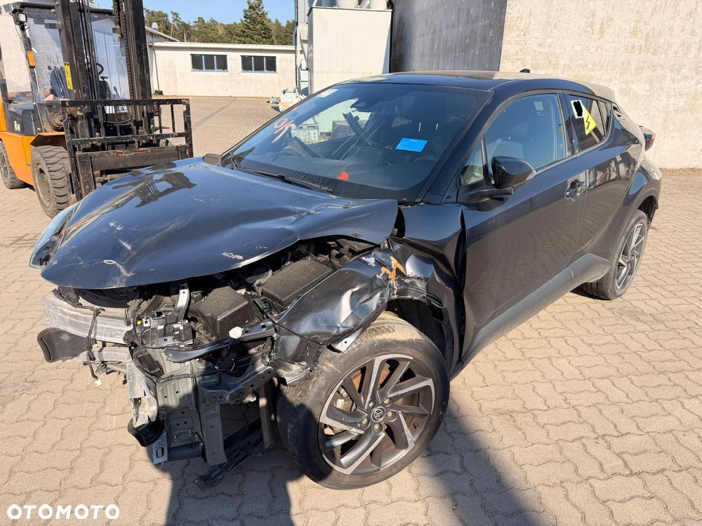 Toyota C-HR 2.0 Lounge - 4