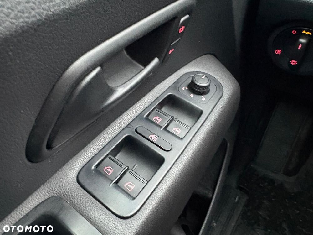 Volkswagen Amarok 3.0 V6 TDi 4MOTION Comfortline - 24