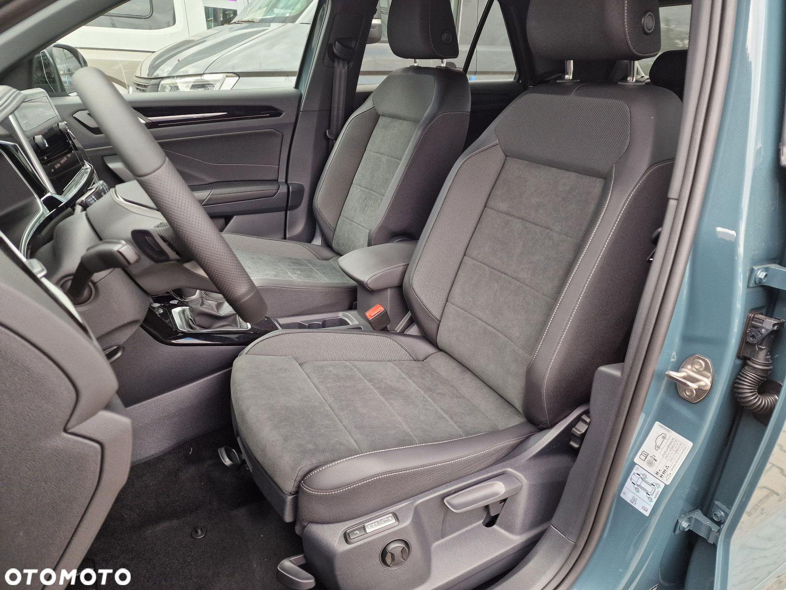 Volkswagen T-Roc 1.5 TSI R-Line DSG - 10