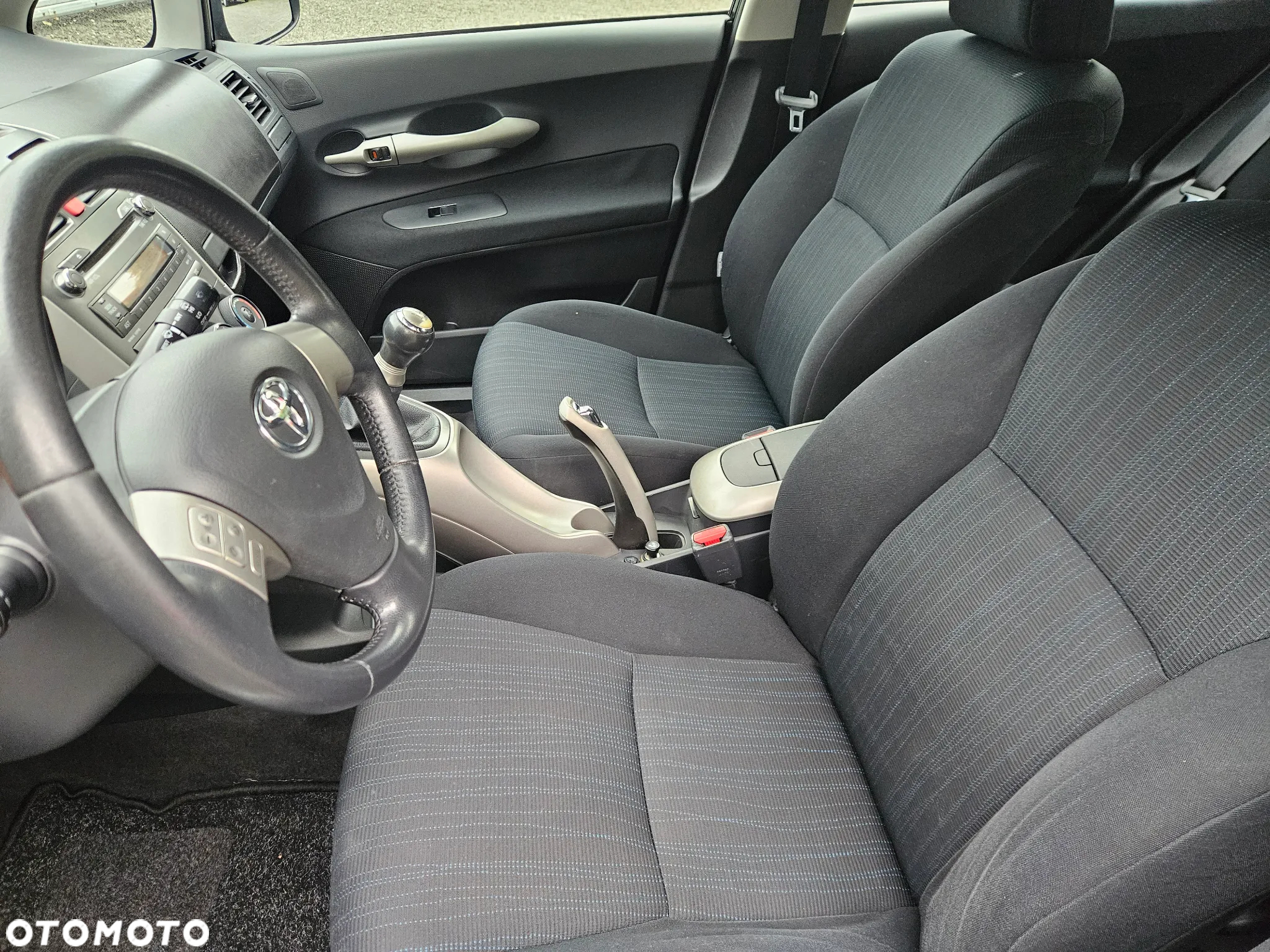 Toyota Auris 1.6 VVT-i Luna - 11