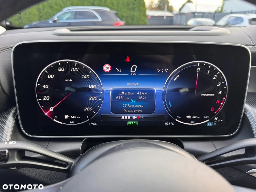 Mercedes-Benz GLC 300 de 4-Matic AMG Line - 23