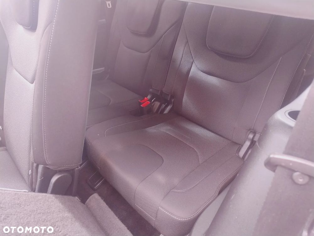 Ford S-Max 2.0 EcoBoost Titanium - 16