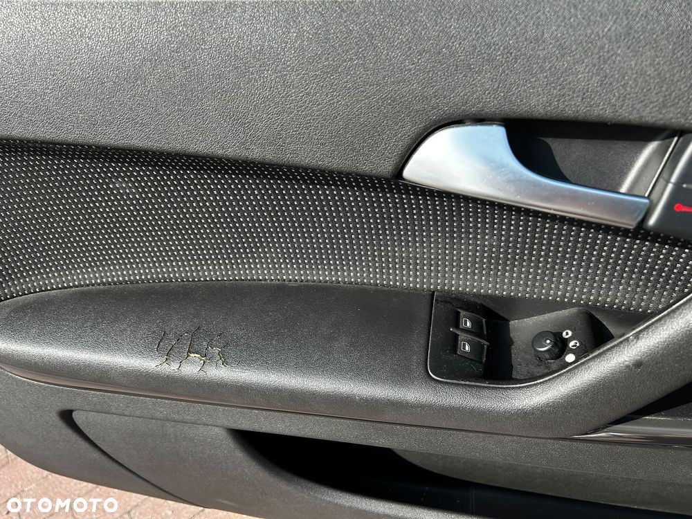 Audi A3 3-drzwiowe 2.0 TDI DPF Ambiente - 10