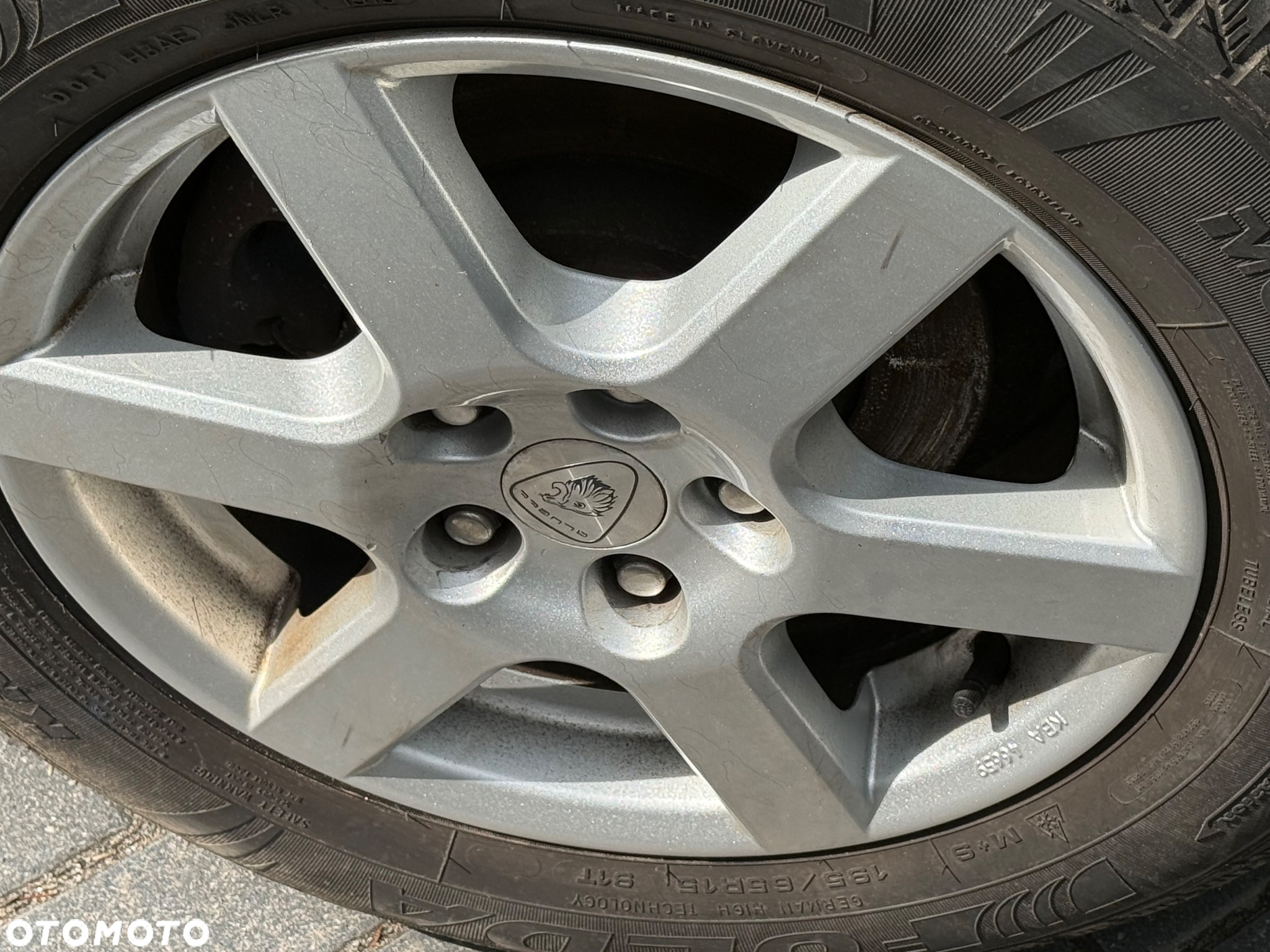 Ford Focus 1.6 16V Titanium - 10
