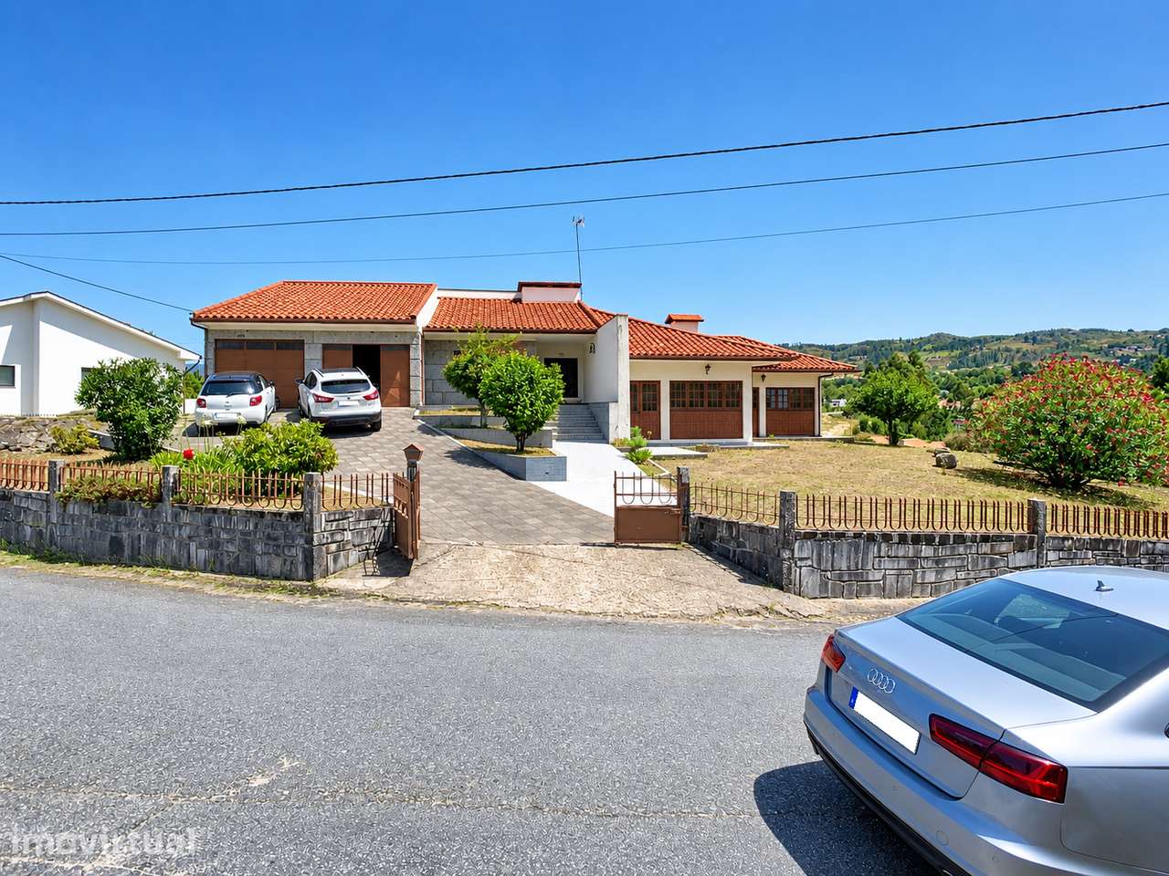 Moradia Térrea de Excelência a Apenas 2 Minutos de Fafe - Grande imagem: 2/20