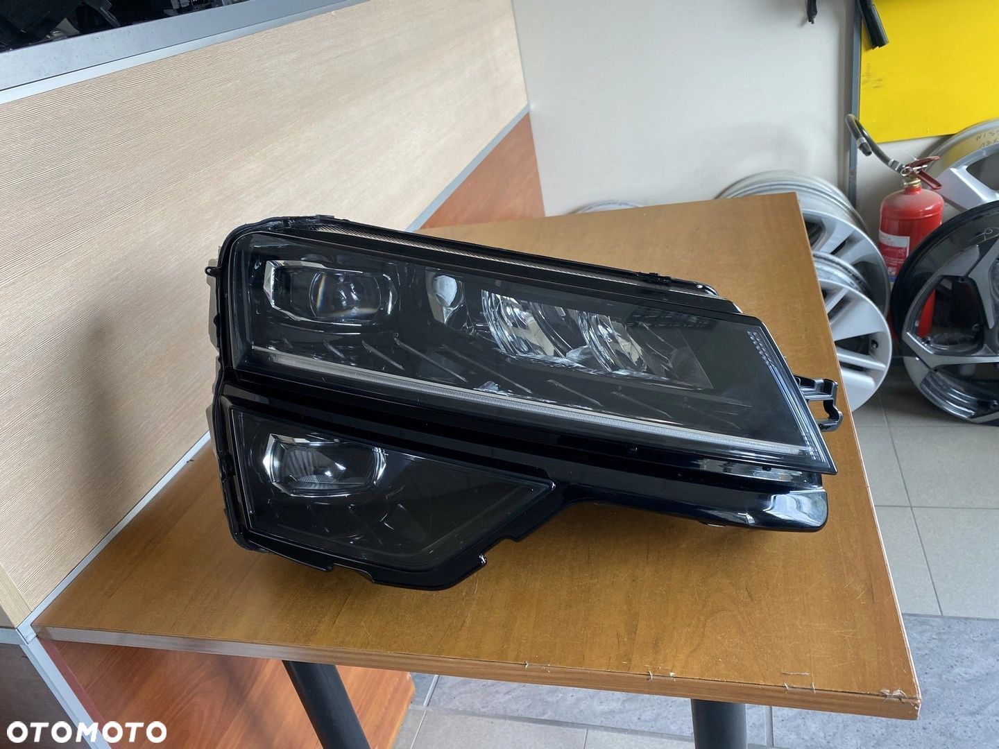 LAMPA PRZEDNIA PRAWA SKODA KAROQ 57B FULL LED 57B941016D - 1