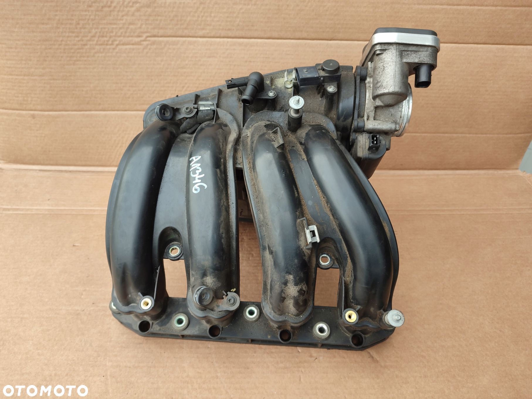 Kolektor ssący przepustnica BMW E46 1.8B 1437939 - 1