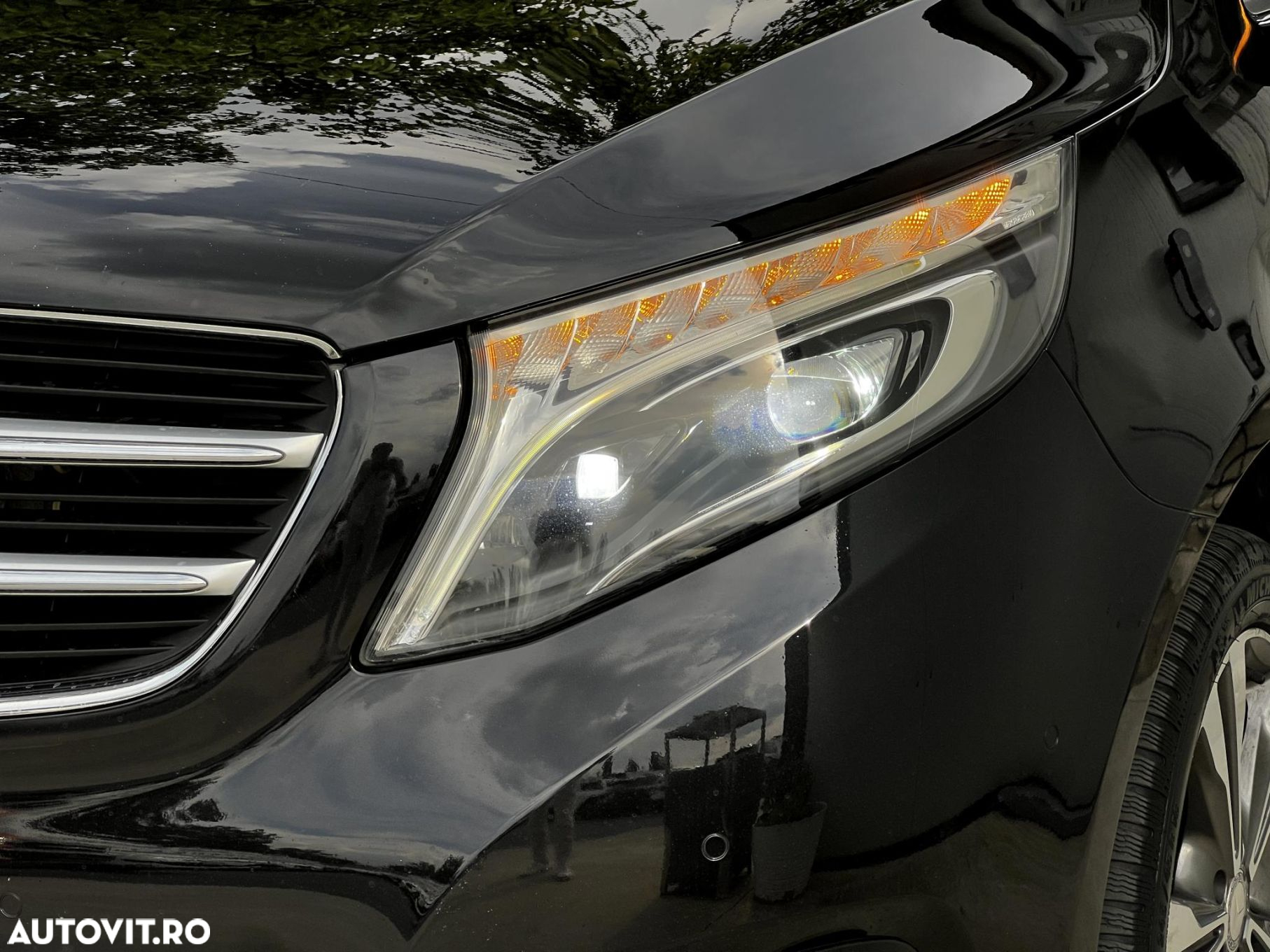 Mercedes-Benz V - 32