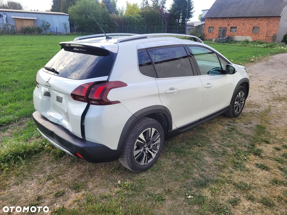 Peugeot 2008 - 5