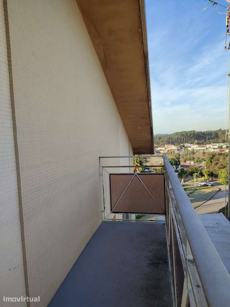 Casa com restaurante, localizada a poucos minutos a pé do mar, Espinho - Grande imagem: 3/33