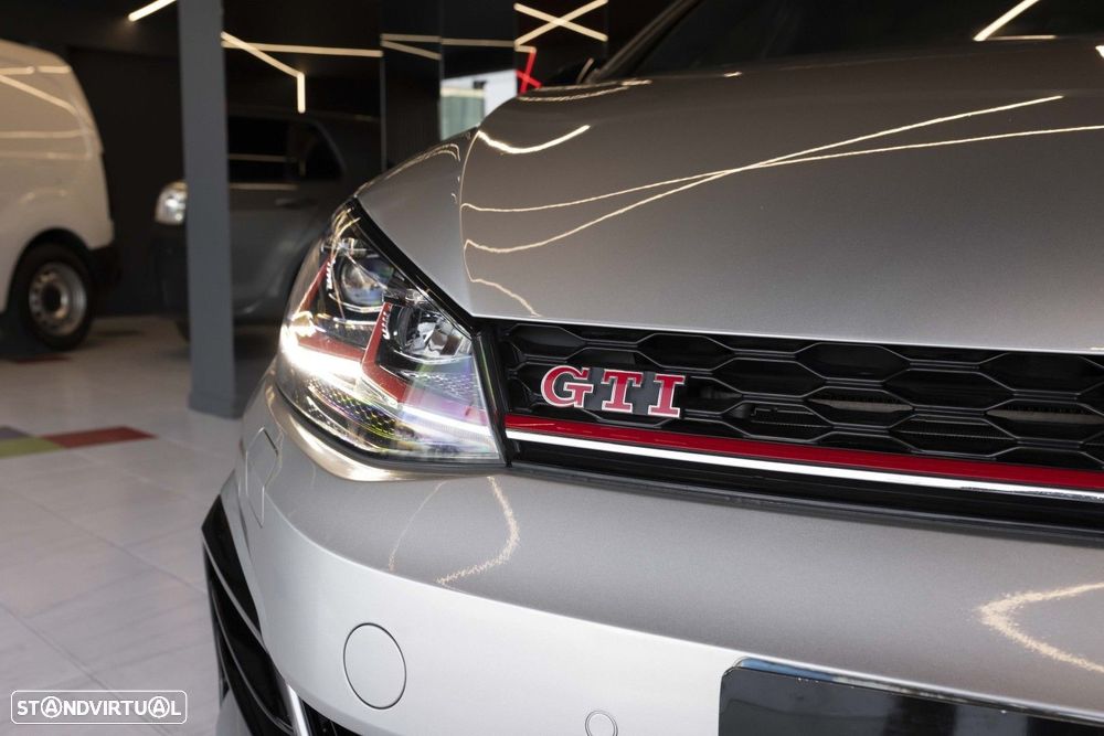 VW Golf GTI 2.0 TSI OPF DSG Performance - 2