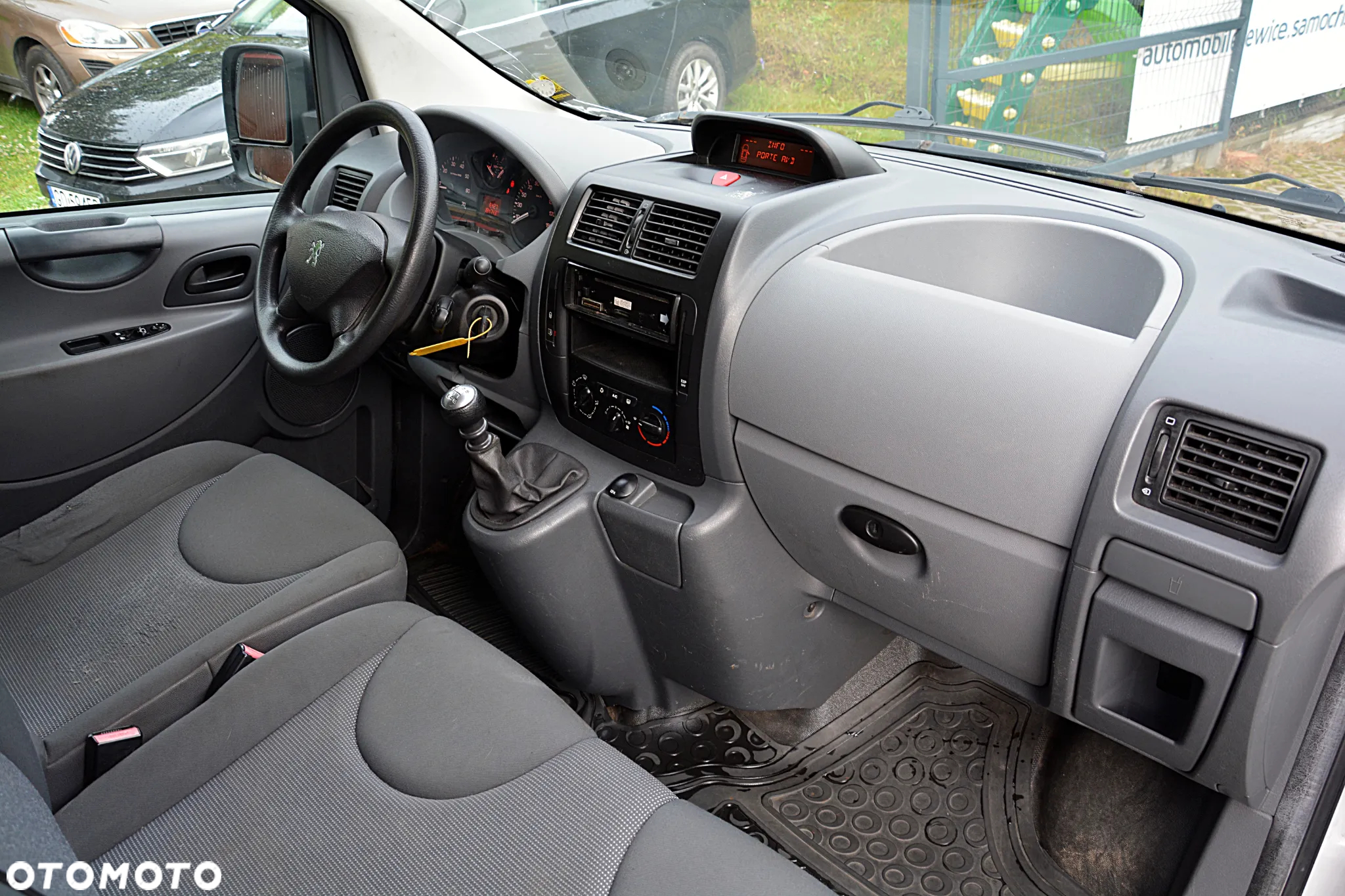 Peugeot Expert - 9
