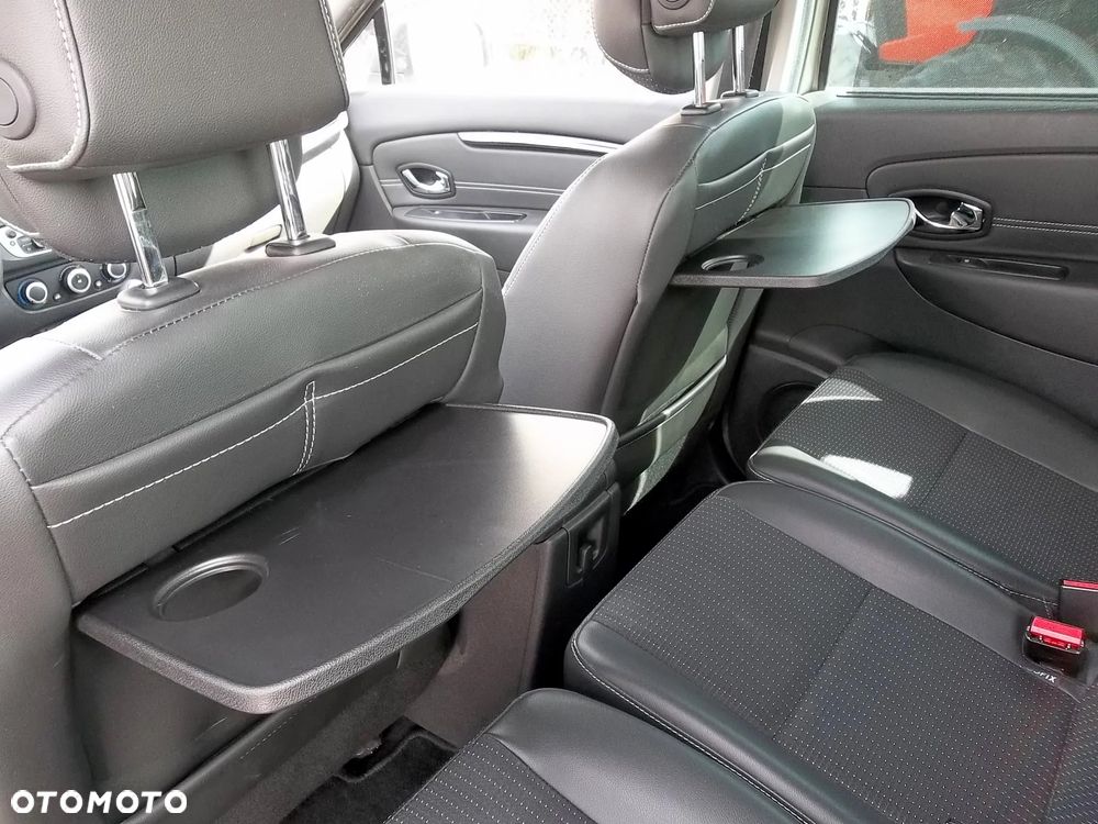 Renault Scenic 1.6 16V 110 LIMITED - 19