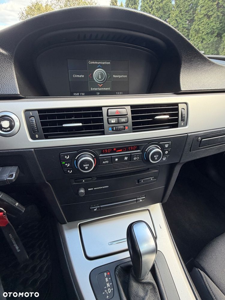 BMW Seria 3 320d DPF Edition Fleet Lifestyle - 18