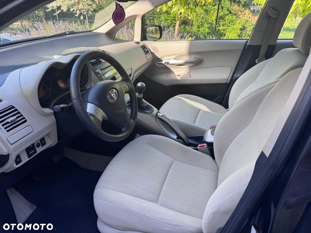 Toyota Auris 1.6 VVT-i Luna - 18