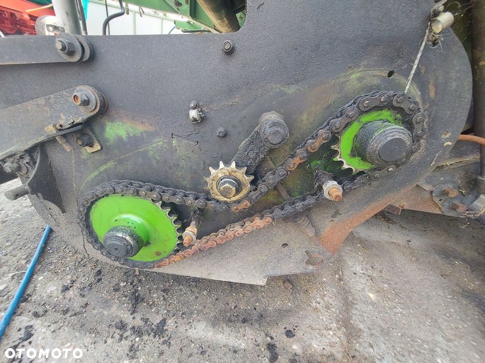 PODBIERACZ PRASA KRONE COMPRIMA F155 XC 2011R - 11