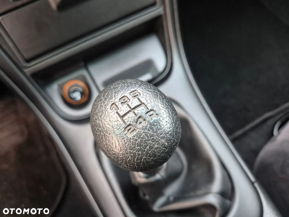 Honda Accord 1.8i LS - 19