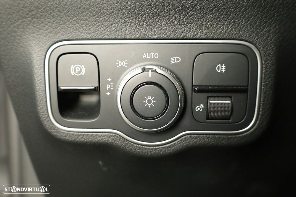 Mercedes-Benz EQA 250+ AMG Line - 18