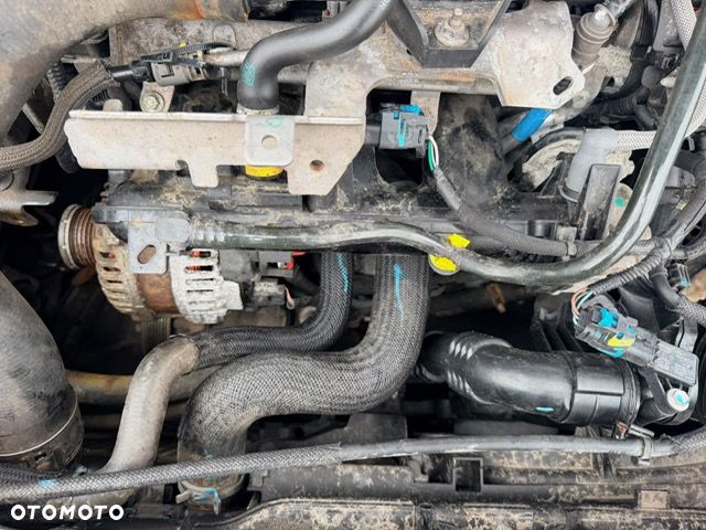 Renault Clio TCe 100 INTENS - 11