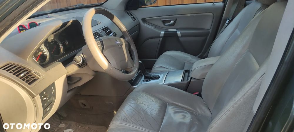 Volvo XC 90 D5 AWD Executive - 11