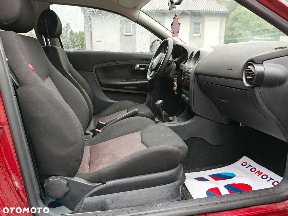 Seat Ibiza 1.6 16V Reference - 22