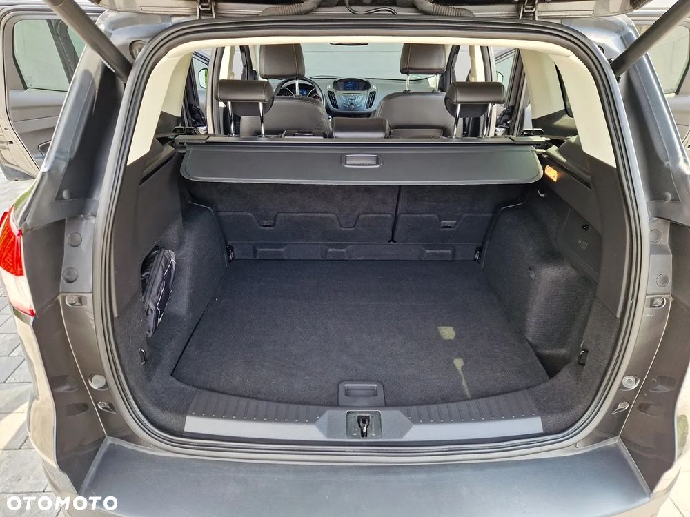 Ford Kuga 2.0 TDCi 2x4 Business Edition - 22
