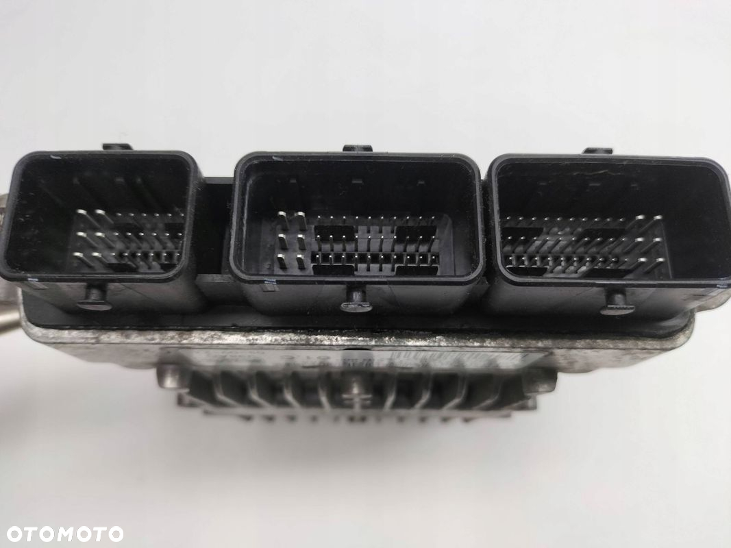 STEROWNIK KOMPUTER SILNIKA VOLVO V50 2.0 D 30743623AA 5WS40212H-T - 2