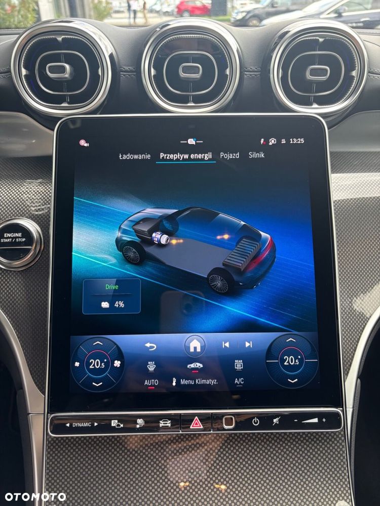 Mercedes-Benz GLC - 22