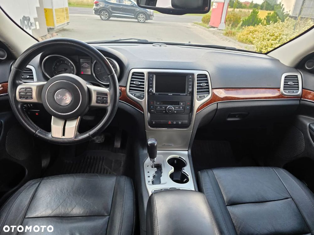 Jeep Grand Cherokee - 8