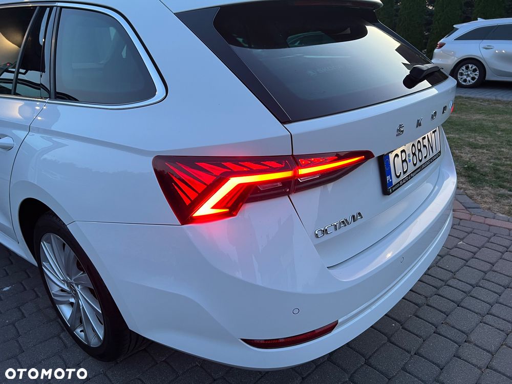 Skoda Octavia 2.0 TDI Style DSG - 33