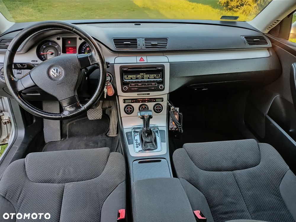 Volkswagen Passat 2.0 TDI DPF Comfortline DSG - 17