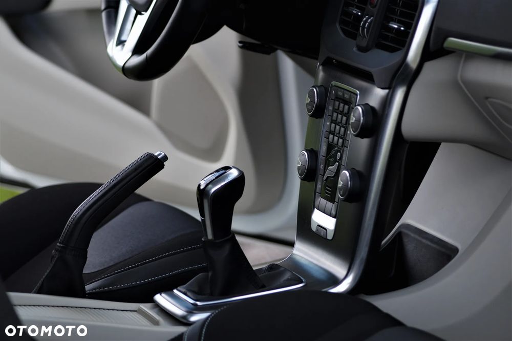 Volvo V40 - 21