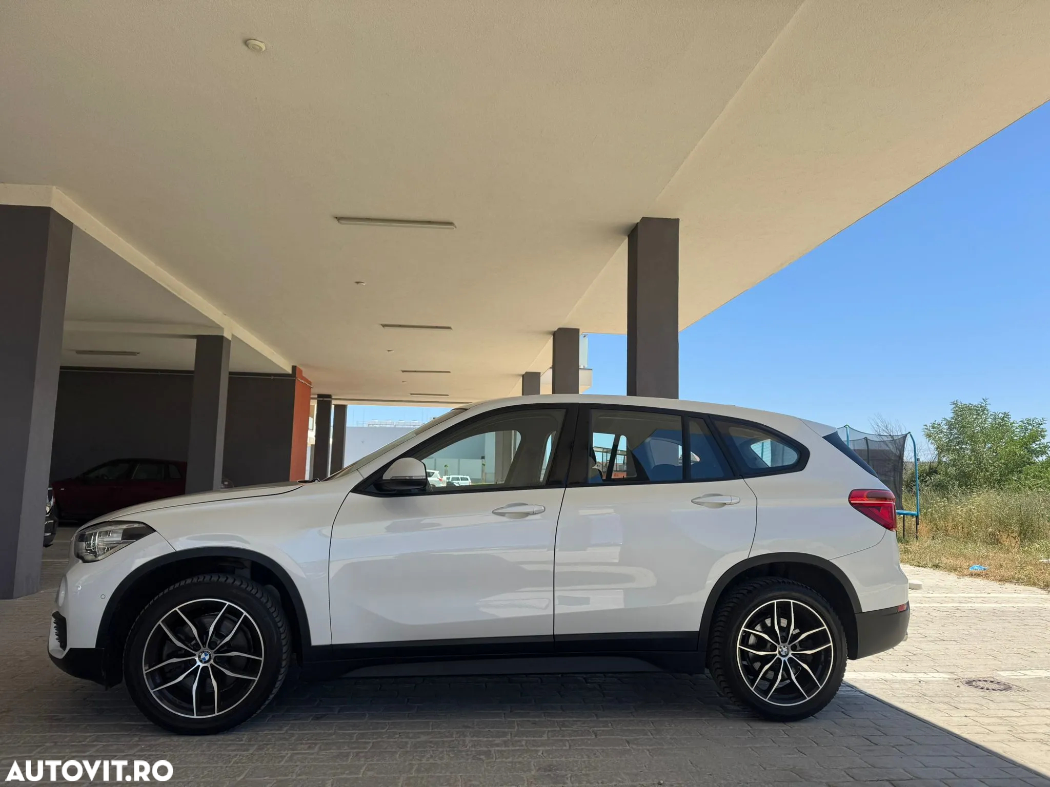 BMW X1 sDrive20i Aut. Advantage - 15