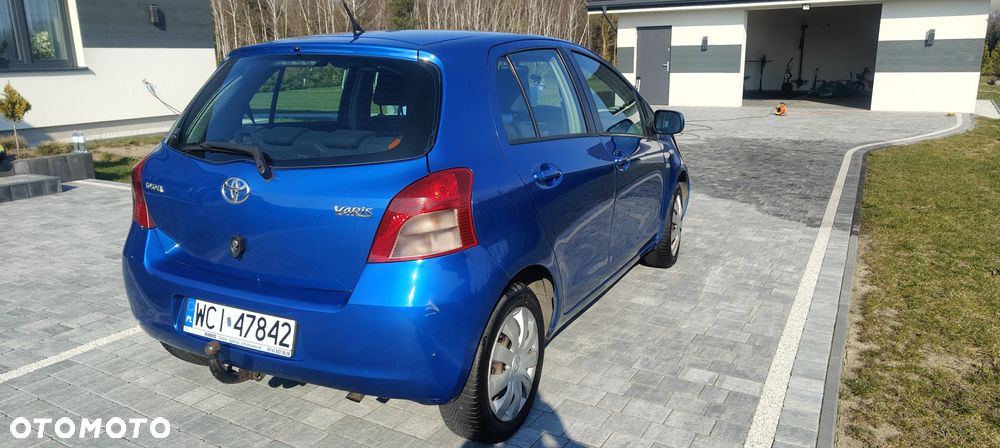 Toyota Yaris 1.4 D-4D Sol MM - 13