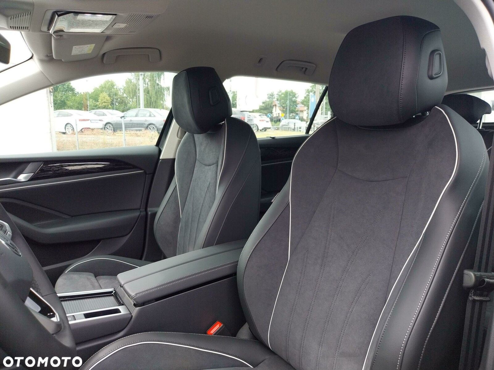 Volkswagen Passat - 11