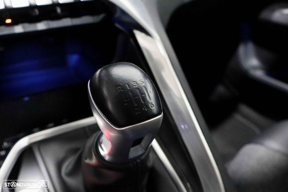 Peugeot 3008 1.5 BlueHDi Allure - 32