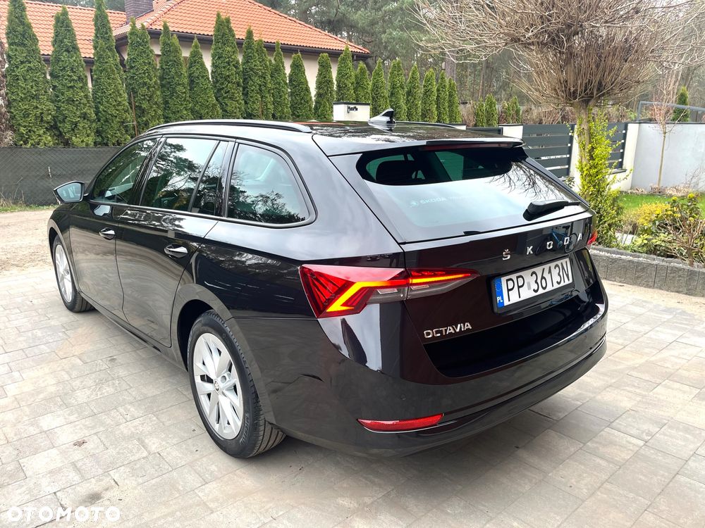 Skoda Octavia 2.0 TDI Style DSG - 9