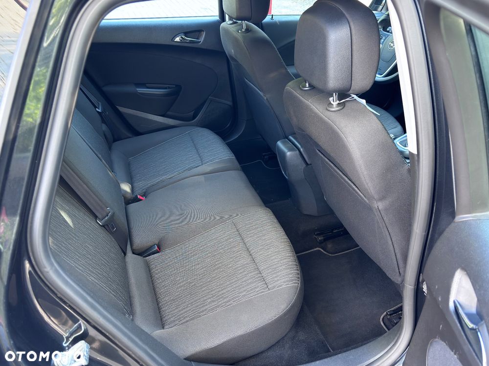 Opel Astra 2.0 CDTI DPF Automatik - 14