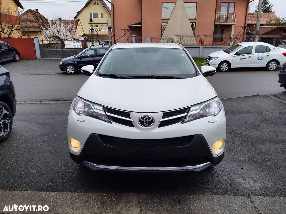 Toyota RAV4 2.2 D-4CAT 4WD Aut Executive - 1