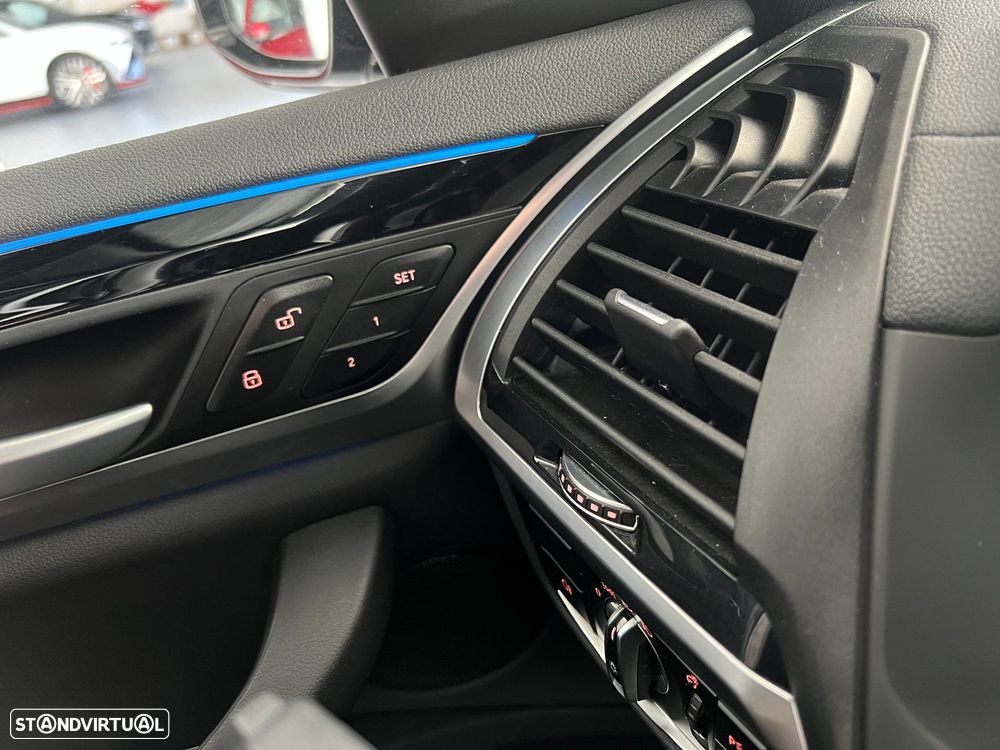 BMW iX3 - 27