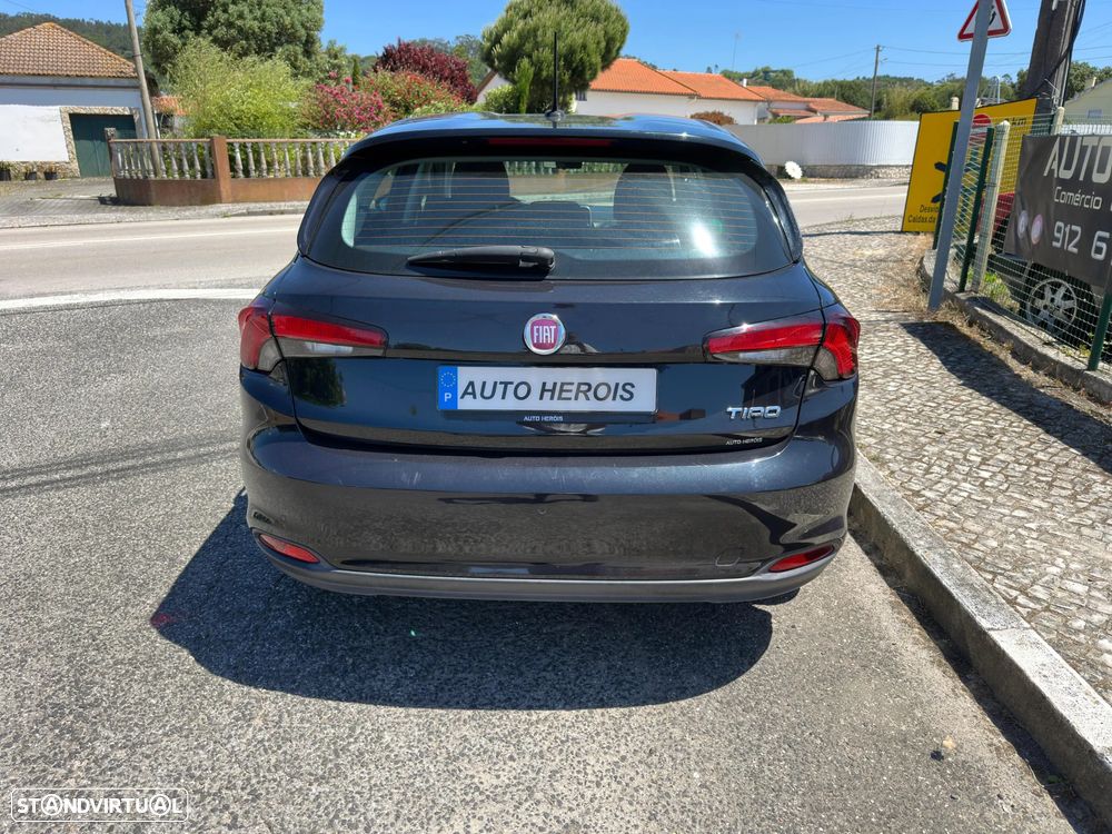 Fiat Tipo 1.3 M-Jet Lounge Tech J17 - 4