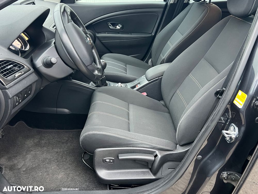 Renault Megane ENERGY TCe 130 Start & Stop Paris - 5