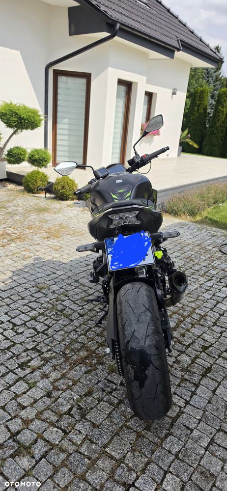 Kawasaki Z 900 - 7
