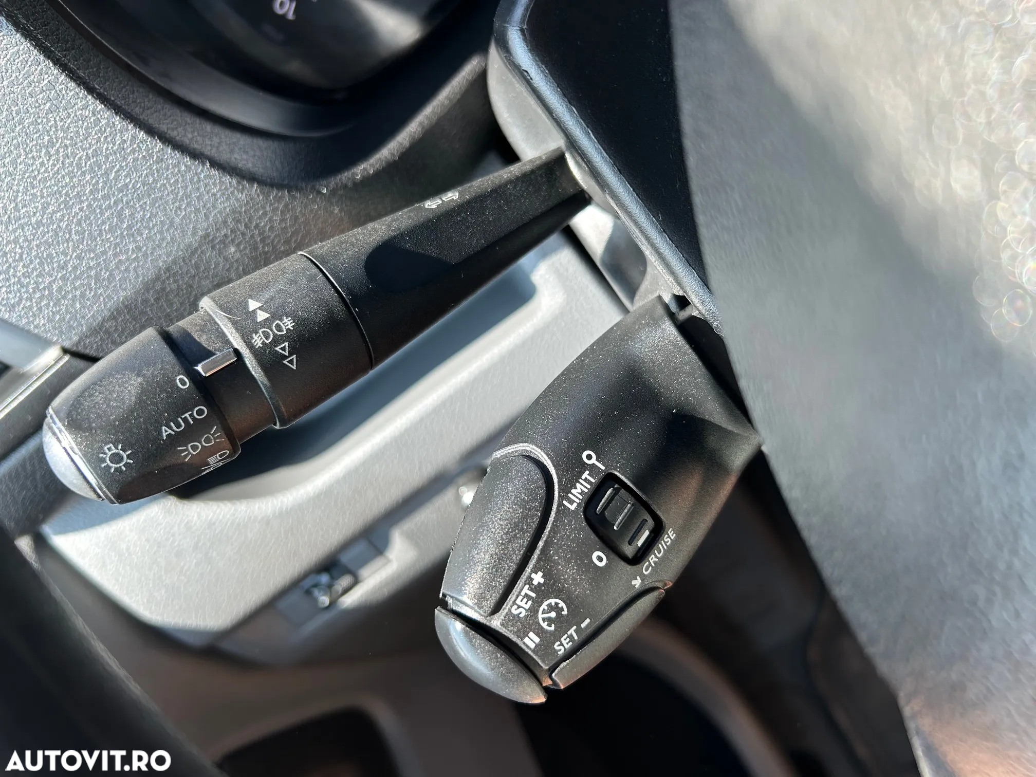 Opel Vivaro - 13